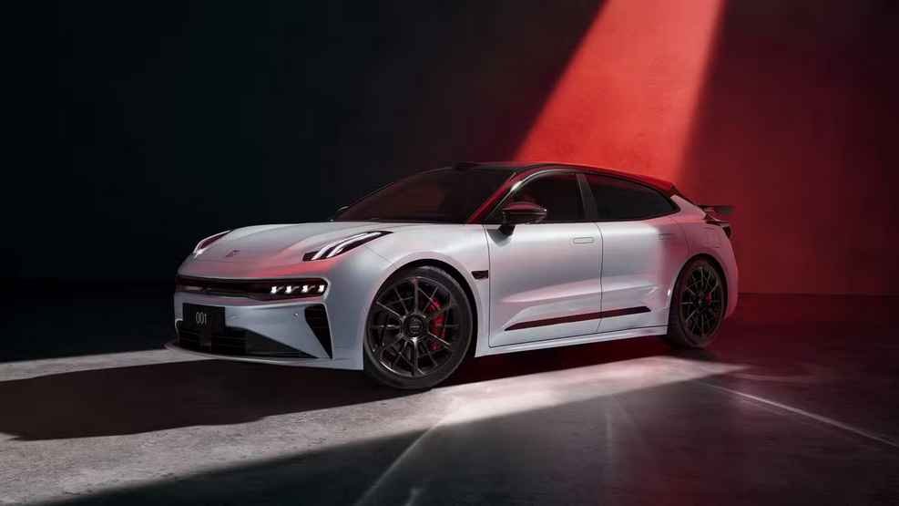For $54,000, Chinese Zeekr 001 EV offers 912 hp, 10-80% charge in 10 mins